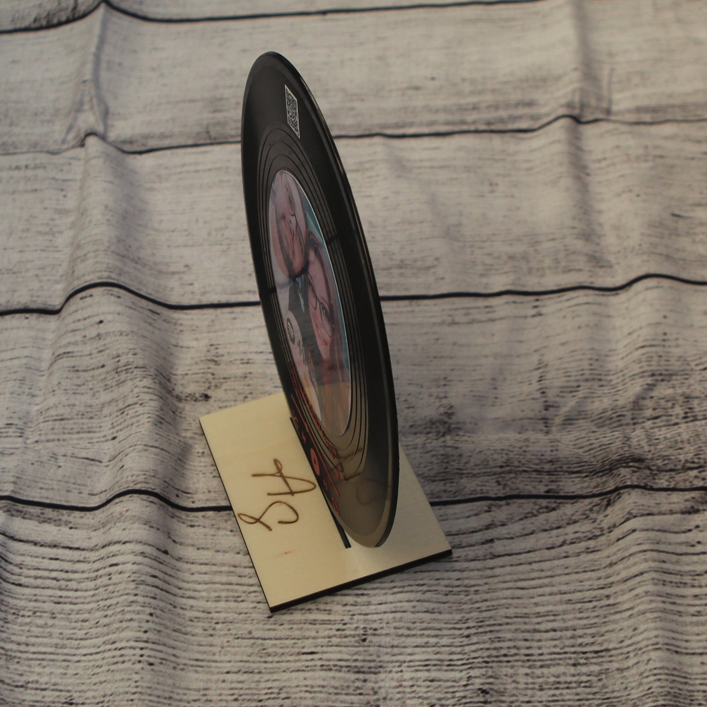 Disco in vinile personalizzato con foto e spotify code dedica