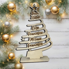 Albero Natale in legno con nomi
